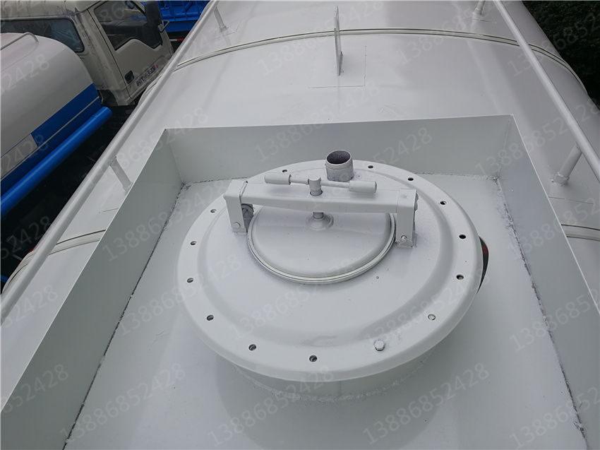 湖北盈通汽車福建藍(lán)牌福田抑塵車報(bào)價(jià)