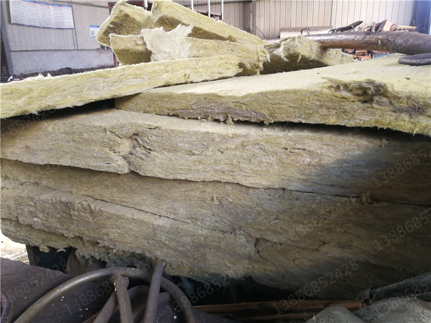 湖北盈通汽車江西藍牌福田抑塵車