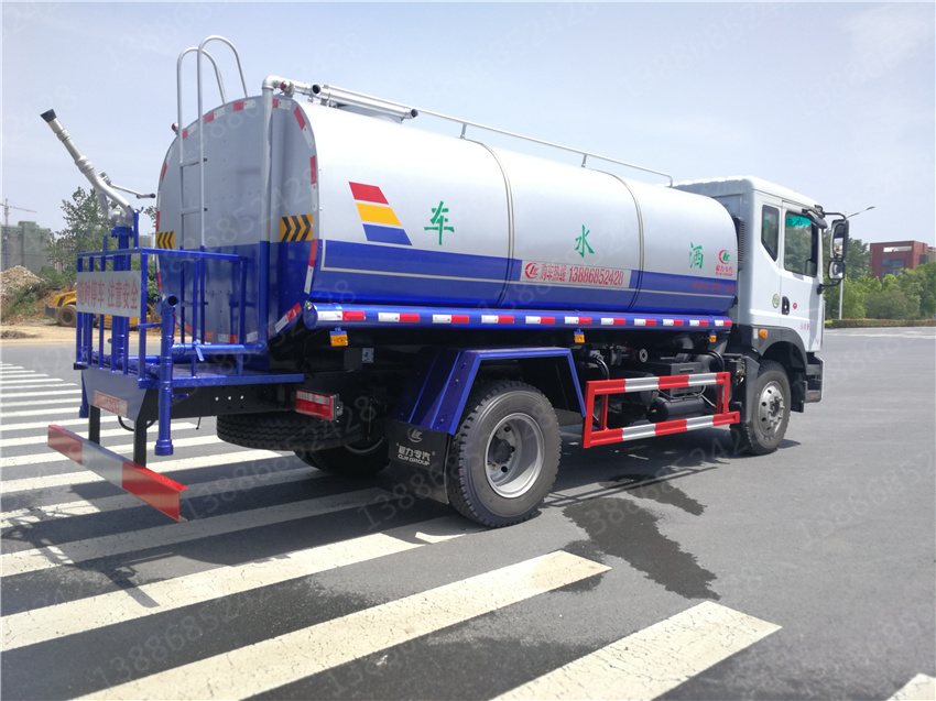 湖北盈通汽車江西綠化福田抑塵車